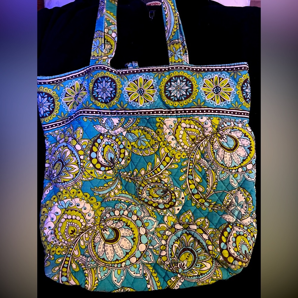 Perfect shape great Vera Bradley purse